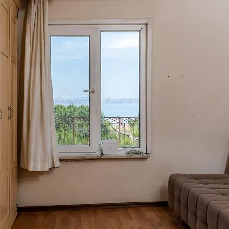 Bir Ada Hikayesi